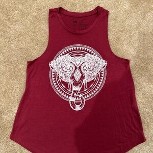 Women's Sleeveless Elephant Graphic Tee - Burgundy